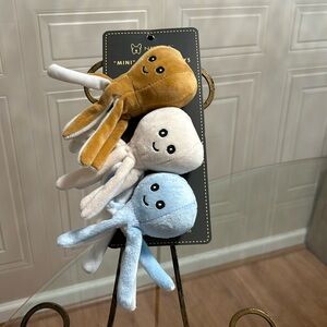 Nandog Pet Gear Set Of 3 Optopus Toy With Squeaker.
